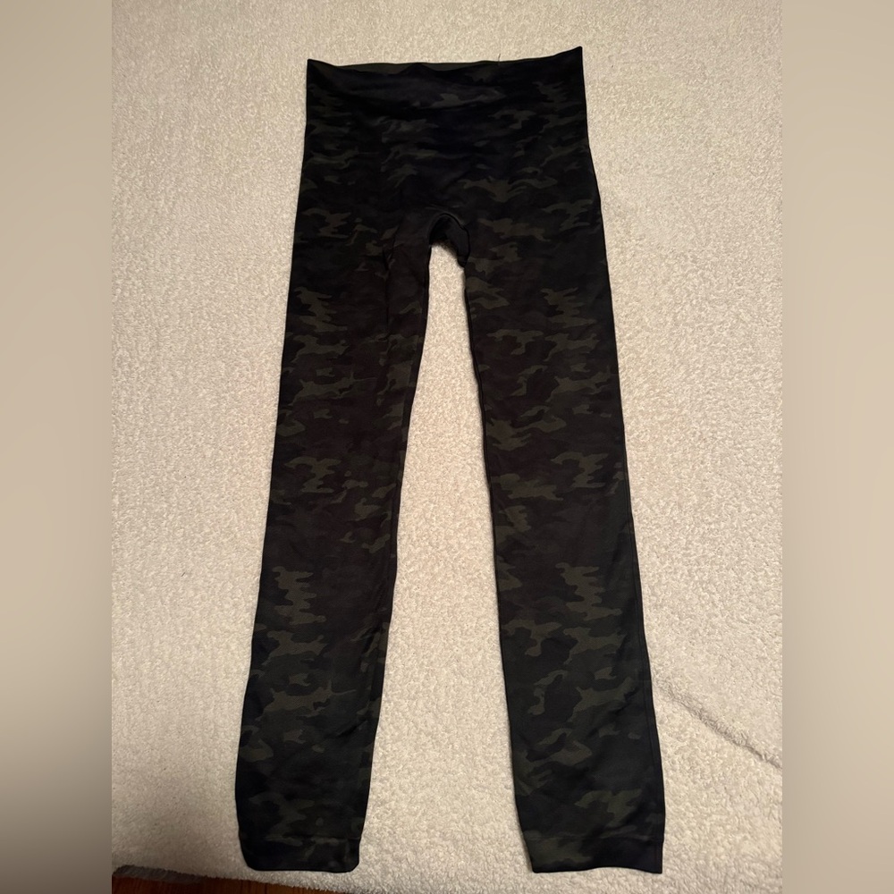 SPANX women’s Camouflage Leggings